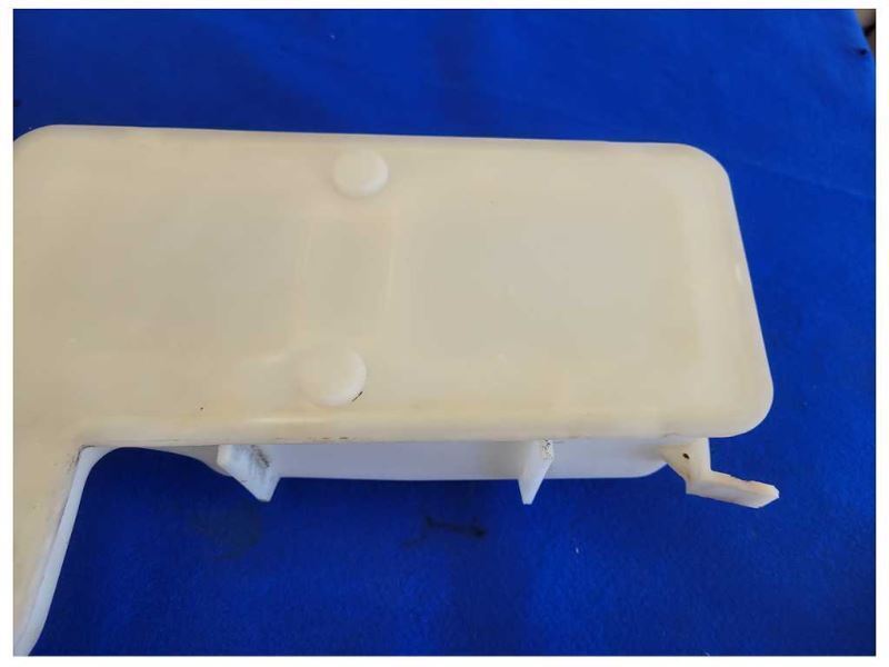 1994-1995 Ford Mustang GT 5.0L Convertible Front Washer Reservoir Bottle 2521 - The Parts Farm