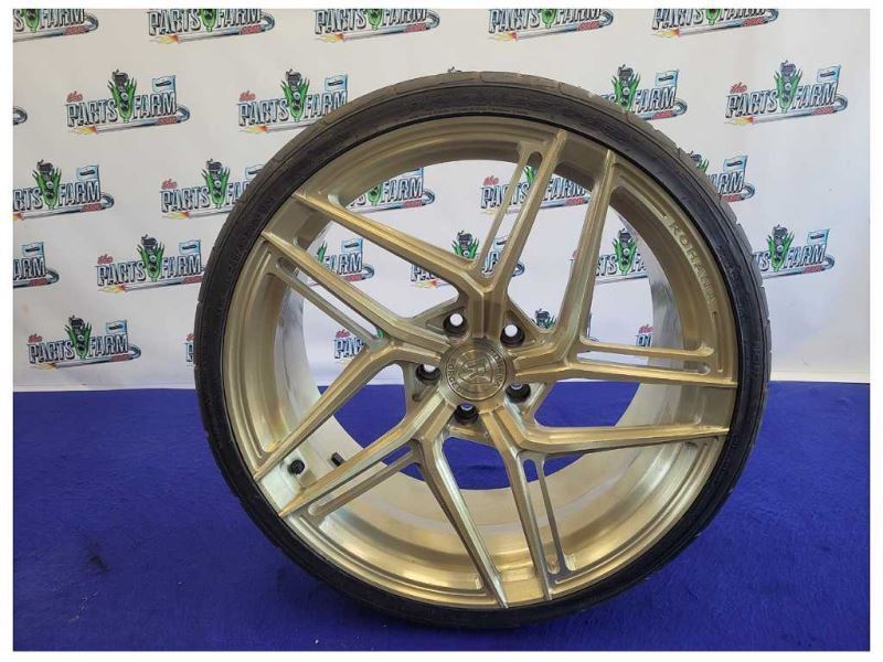 2014 Audi R8 V10 Coupe wheel 20x9 Rohana Forged Wall Art *Scuffs* 2136 - The Parts Farm