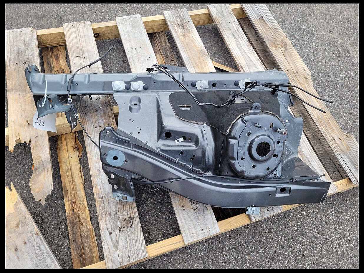 2015-2017 Ford Mustang GT S550 Driver Left Front Frame Rail Cut Fender Horn - The Parts Farm