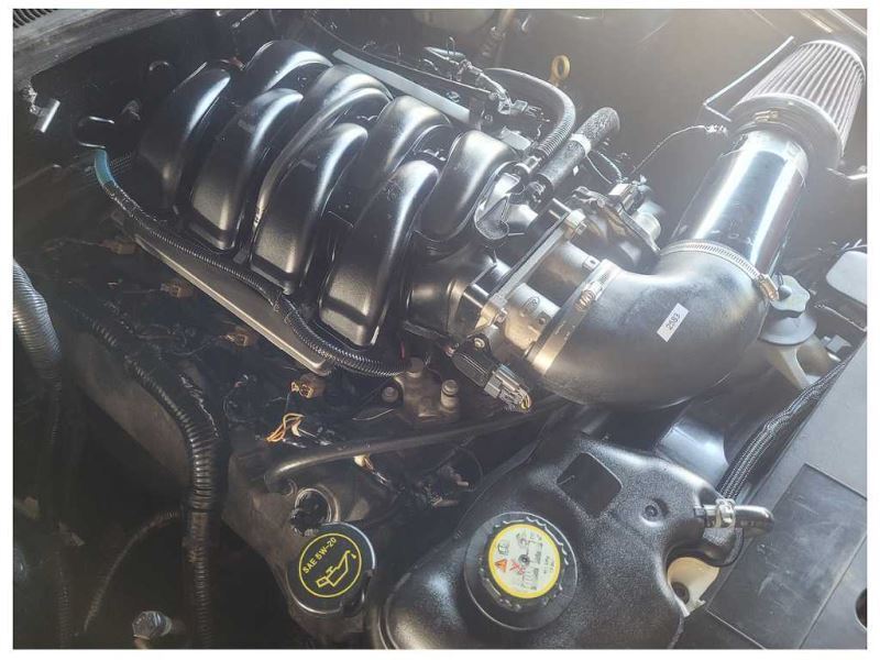 2007-2008 Ford Mustang GT 4.6L Power Distribution Box Fuse Engine Bay 2583 - The Parts Farm