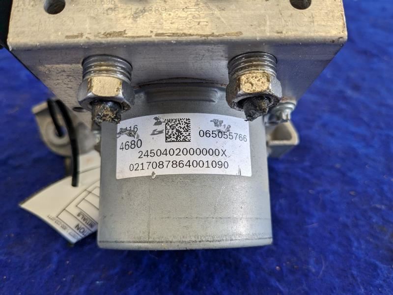 2017-2019 Cadillac CTS V 6.2 LT4 Sedan ABS Module Switch Pump Brake 2315 - The Parts Farm