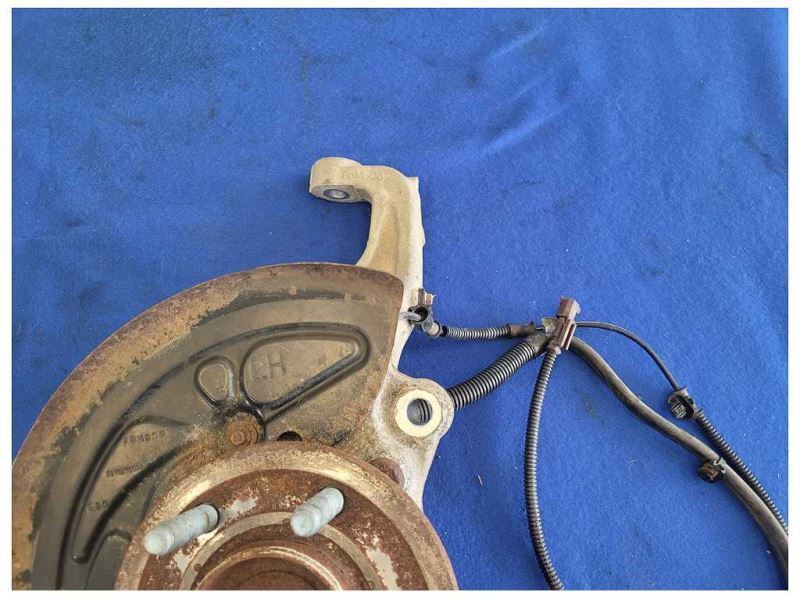 2015-2017 Ford F150 4x4 Pickup Truck Passenger Front Spindle Knuckle 2576 - The Parts Farm