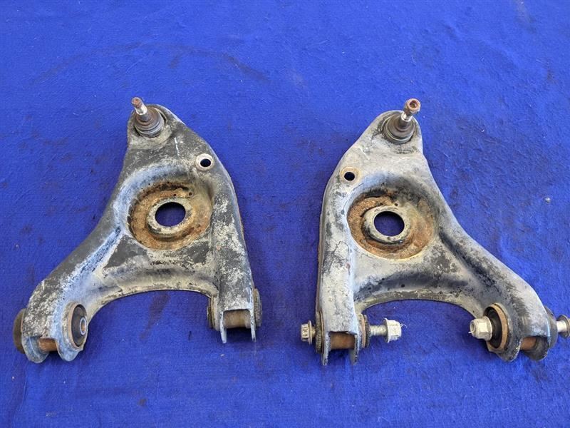 2003-2004 Ford Mustang Cobra SVT DOHC 4.6L Front Pair Lower Control Ball Joint - The Parts Farm