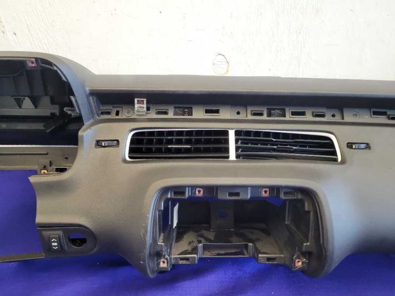 2010-2011 Chevrolet Camaro SS Dash Panel Bose Audio System Head-up Display - The Parts Farm