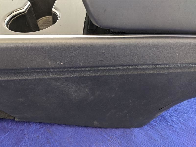 TESLA 3   2018 Console Front 70475 - The Parts Farm