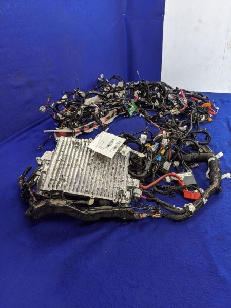 2017 2018 2019 2020 Tesla Model 3 Front Electrical Control Module 1112485-00-a - The Parts Farm