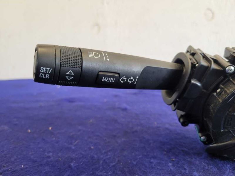 2016-2017 Chevrolet SS Sedan 6.2L Wiper Turn Signal Steering Column Switch - The Parts Farm