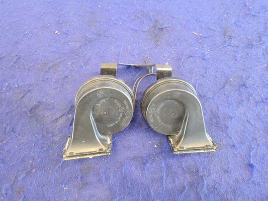 2016-2021 Chevrolet Camaro SS 6.2L LT1 Horn Saftey Noise Bell Front 2434