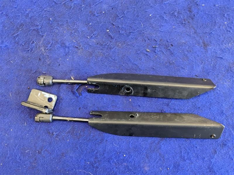 2015-2021 Ford Mustang GT S550 Aftermarket Hood Hinge Front Black Right Light - The Parts Farm