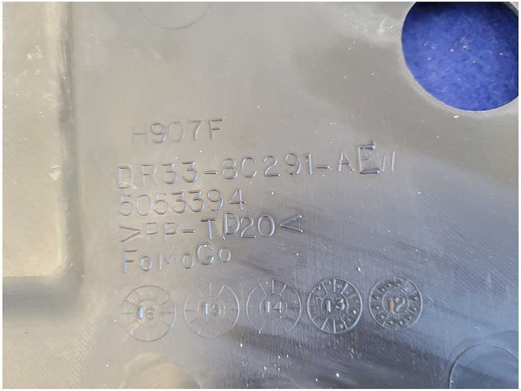47645918