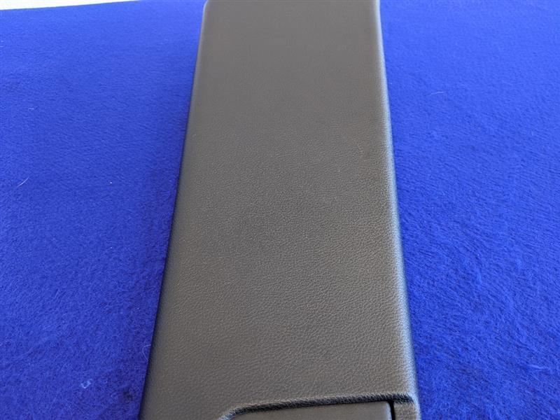 2012-2014 Jeep Grand Cherokee SRT-8 6.4L Passenger B Pillar Molding Trim OEM - The Parts Farm