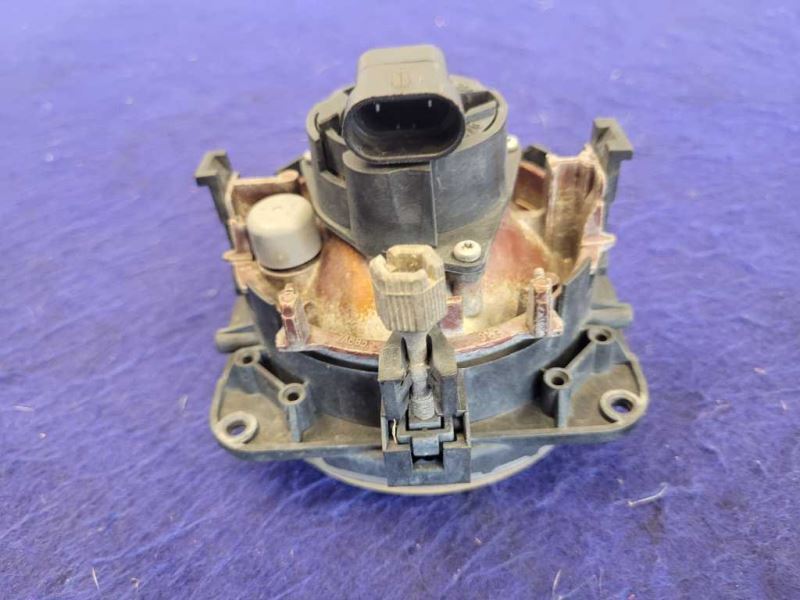 2003-2004 Ford Mustang Cobra SVT DOHC 4.6L Front Lower Fog Light Lamp Bulb - The Parts Farm