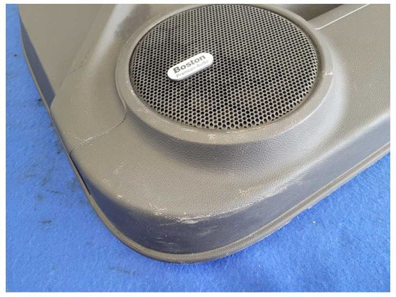 2010-2015 Chevrolet Camaro SS Passenger Front Coupe Door Panel Gray Insert 2528 - The Parts Farm