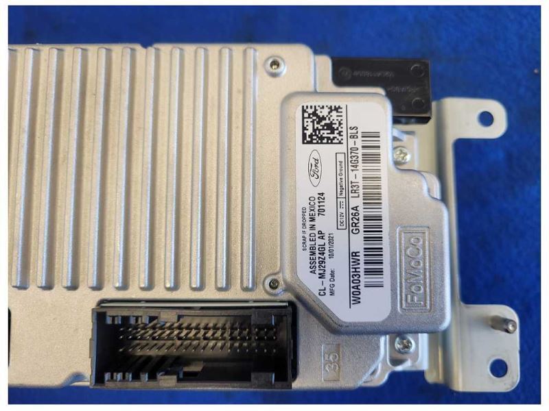 2021 Ford Mustang GT S550 Audio Info AM FM Radio Receiver Screen Display 2560 - The Parts Farm