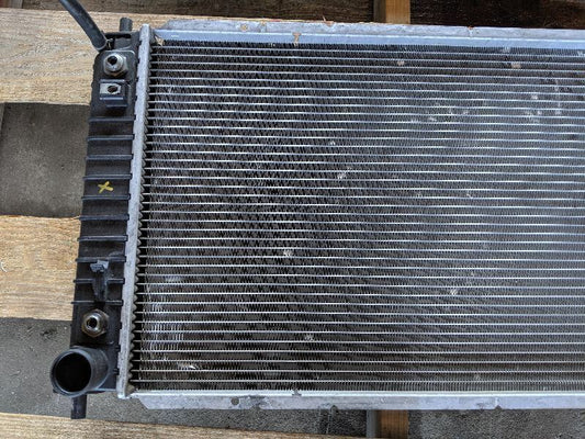 2000-2004 Ford F150 Harley Davidson Pickup Truck Radiator Condenser Cooling AC