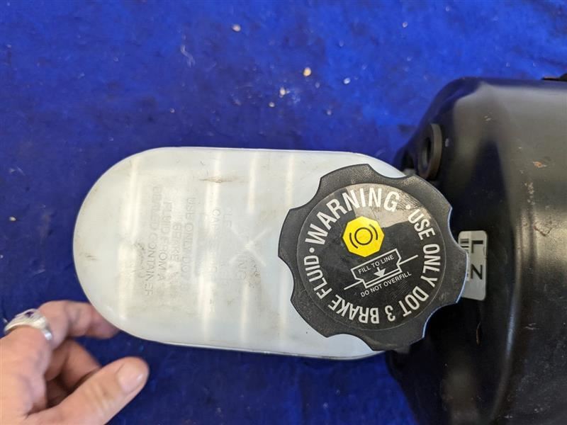 1997-2004 Chevrolet Corvette Z06 FRC C5 Brake Booster Power Master Cylinder Cap - The Parts Farm