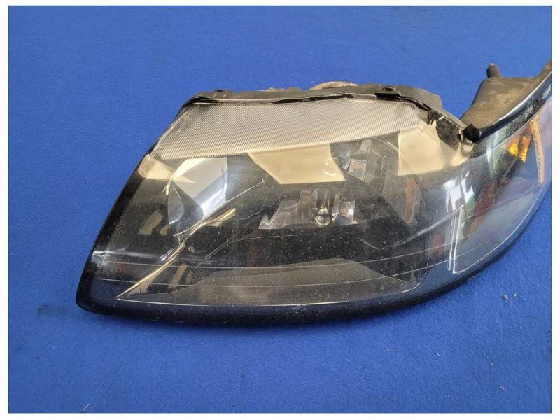 1999-2004 Ford Mustang GT 4.6L Coupe Driver Left Front Headlight Lamp 2556 - The Parts Farm