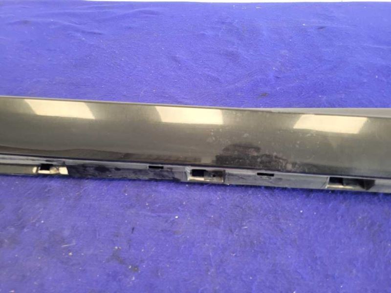 2014-2017 Chevrolet SS 6.2L Sedan Passenger Right Rocker Panel Molding Black - The Parts Farm
