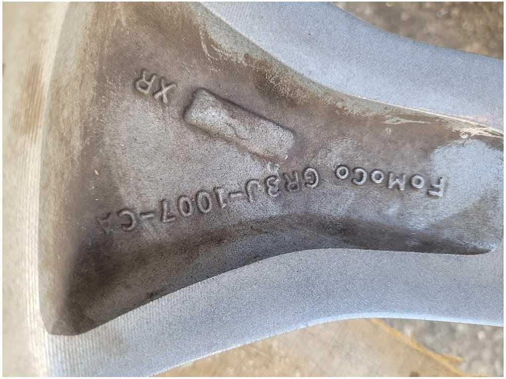 47647586