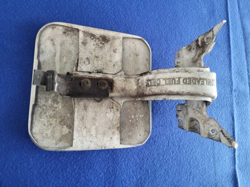 1987-1993 Ford Mustang GT 5.0L Convertible Gas Fuel Door Cap Paint White 2298 - The Parts Farm