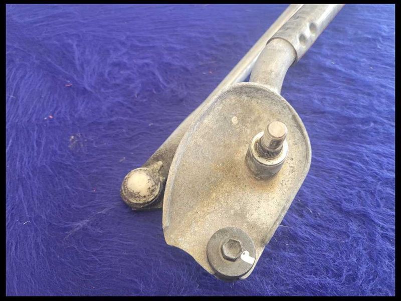 2005-2009 Dodge Charger SRT8 6.1L Windshield Wiper Motor Linkage Arm Blade - The Parts Farm