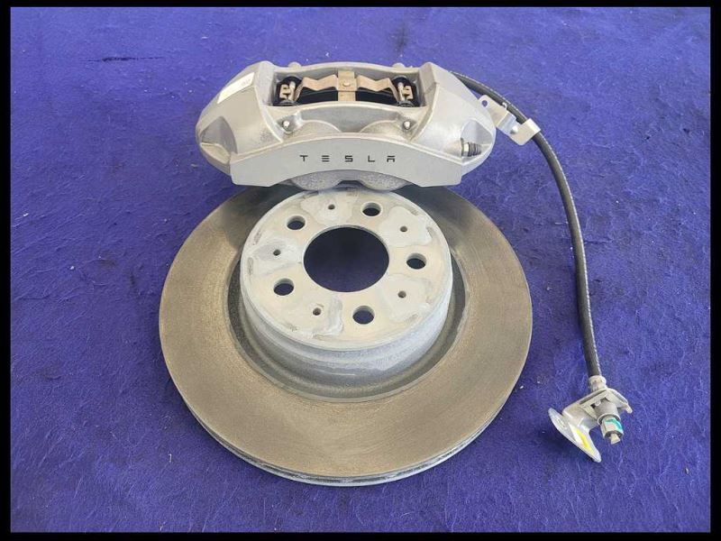 2017-2021 Tesla Model 3 Standard Plus Passenger RH Front Brake Caliper Rotor - The Parts Farm