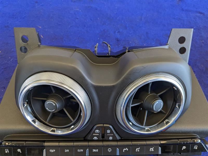 2018-2020 Chevrolet Camaro ZL1 6.2L Temperature Control Dual Zone CJ2 HVAC - The Parts Farm