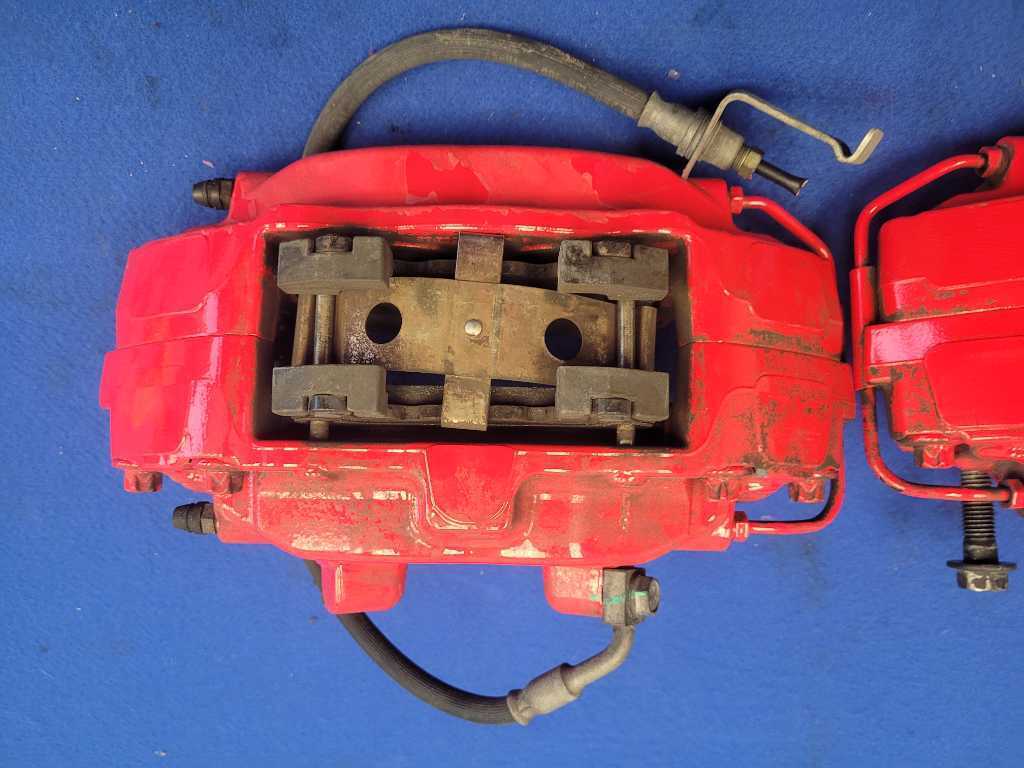 2014-2017 Chevrolet SS 6.2L Sedan Pair Front Brembo Brake Calipers LH RH 2602 - The Parts Farm