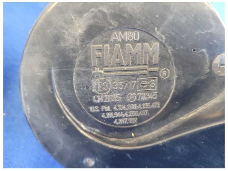 1994-1998 Ford Mustang GT 5.0L Front Dual Emergency Horn Noise 2521 - The Parts Farm