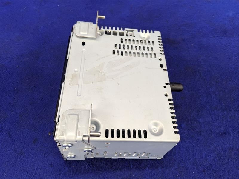 2015-2016 Ford Mustang GT S550 Audio Radio Receiver Am-fm-cd Single Disc - The Parts Farm