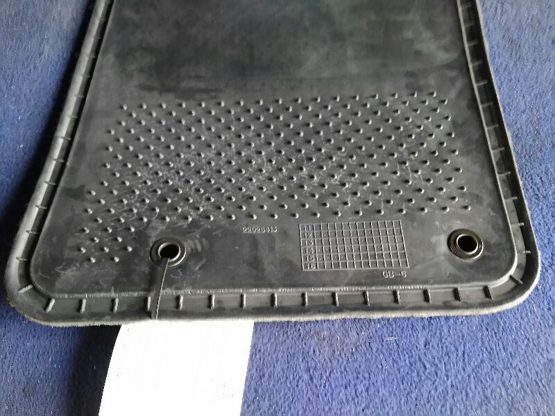 2010-2015 CAMARO SS LT ZLE RS FRONT CARPET FLOOR MAT DRIVER PASSENGER OEM - The Parts Farm