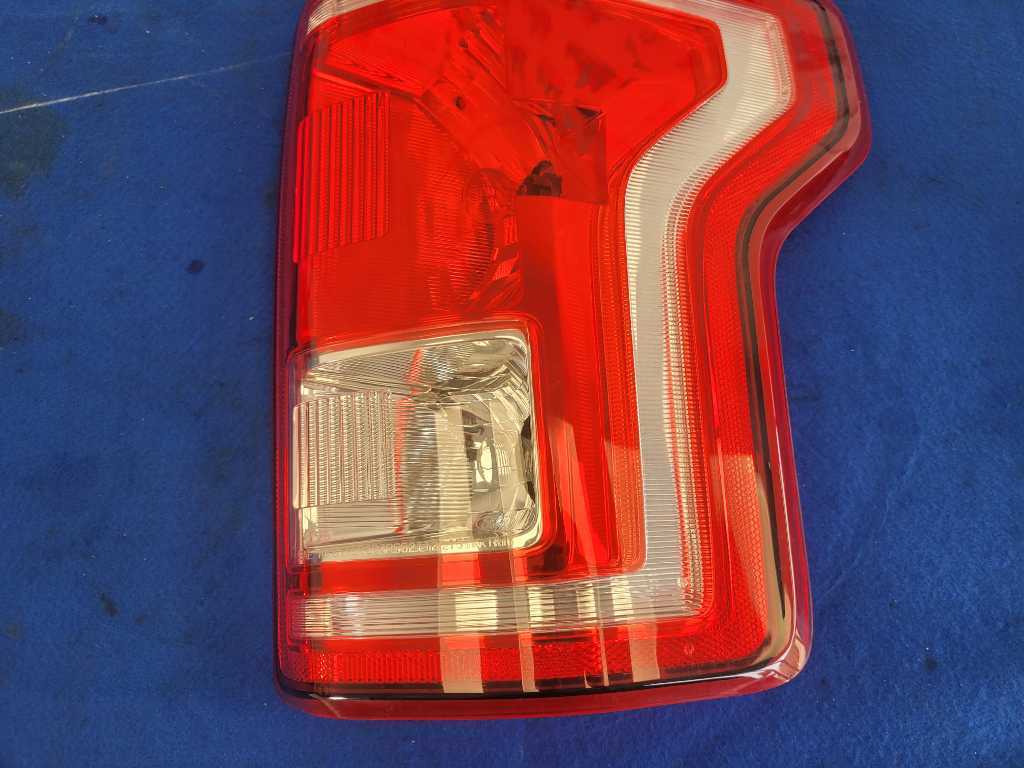 2015-2017 Ford F150 4x4 Pickup Truck Passenger Rear Taillight Brake Light 2505 - The Parts Farm