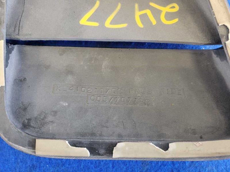 2010-2014 Ford Mustang GT 4.6L Pair Side Quarter Window Covers Paint UA 2477 - The Parts Farm