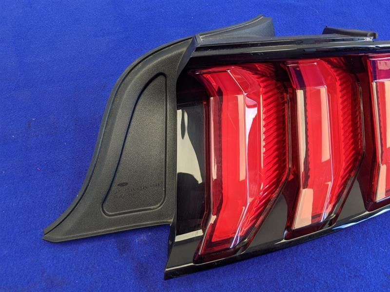2018-2023 Ford Mustang GT S550 Passenger Rear Taillight Lens Lamp 2029 - The Parts Farm