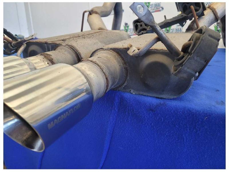 2011-2014 Ford Mustang GT Magnaflow Mufflers Pair Exhaust Tip Dual 2468 - The Parts Farm