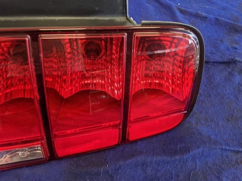 2005-2009 Ford Mustang GT GT500 Driver Left LH Taillight Lamp Brake Lens - The Parts Farm