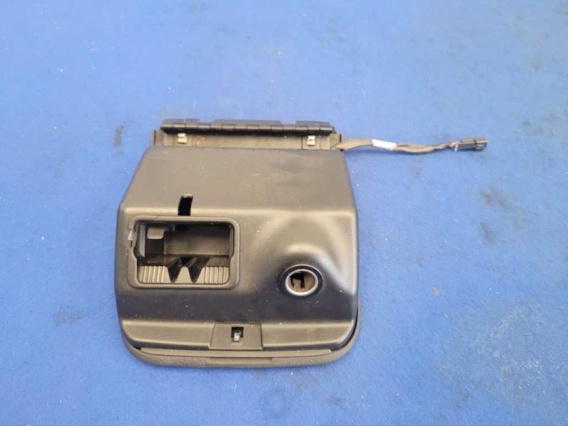 2003-2006 Chevrolet SSR Pickup Truck Dash Lower Compartment Lighter 2432 - The Parts Farm