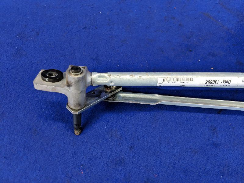 2014-2017 Chevrolet SS Caprice Sedan Windshield Wiper Transmission Motor OEM - The Parts Farm
