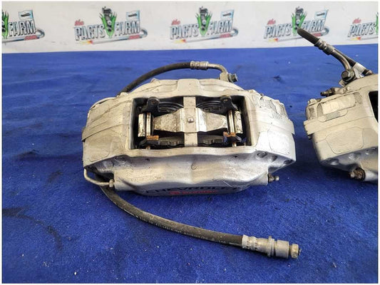 20142017 Chevrolet SS Sedan 6.2L Pair Front Brembo Brake Calipers Pads 2770
