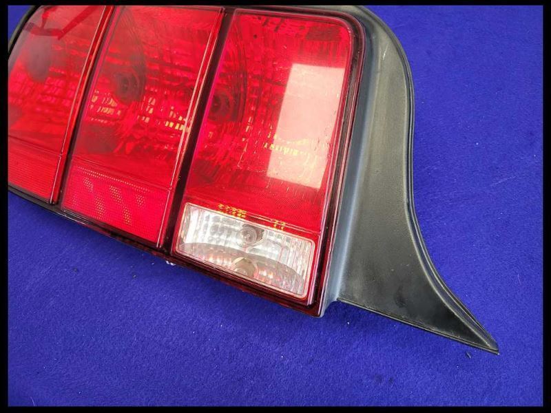 2005-2009 Ford Mustang GT GT500 Driver Left LH Tail Light Lamp Brake Lens - The Parts Farm