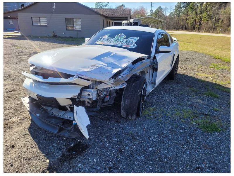 2010-2012 Ford Mustang GT Driver Left Rear Taillight Brake Lens Red Lamp 2322 - The Parts Farm