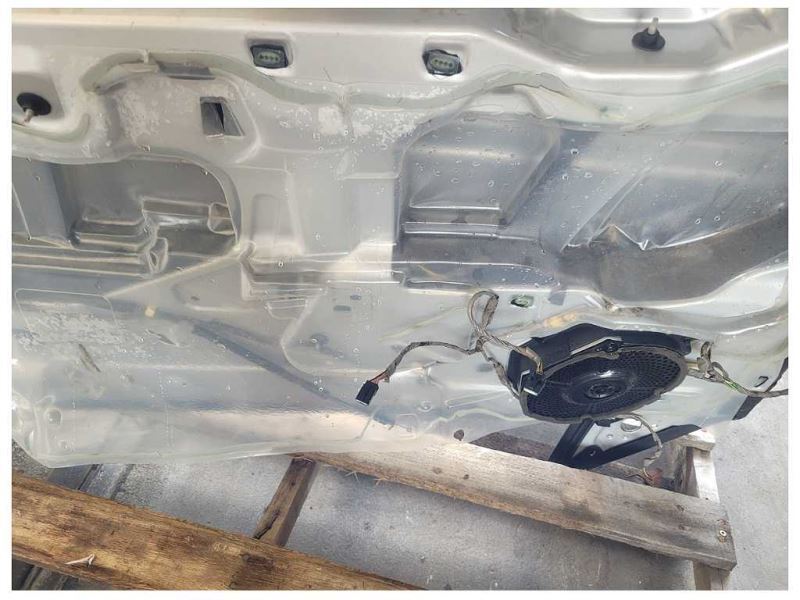 2005-2009 Ford Mustang GT Passenger Front Coupe Door Shell Paint YN 2569 - The Parts Farm