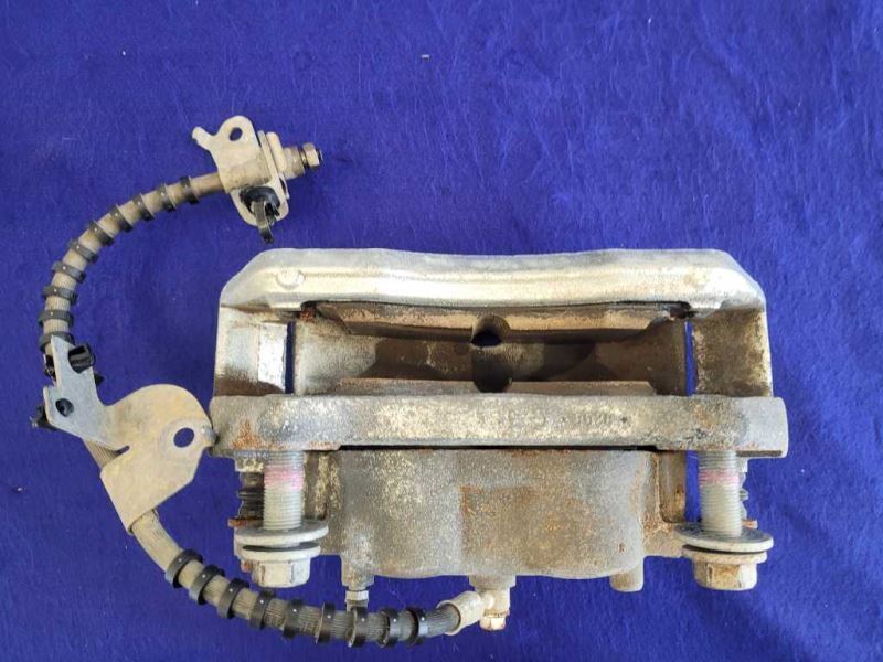 2017-2020 Ford F150 Pickup Truck Driver LH Front Brake Caliper Pad Hose 2392 - The Parts Farm