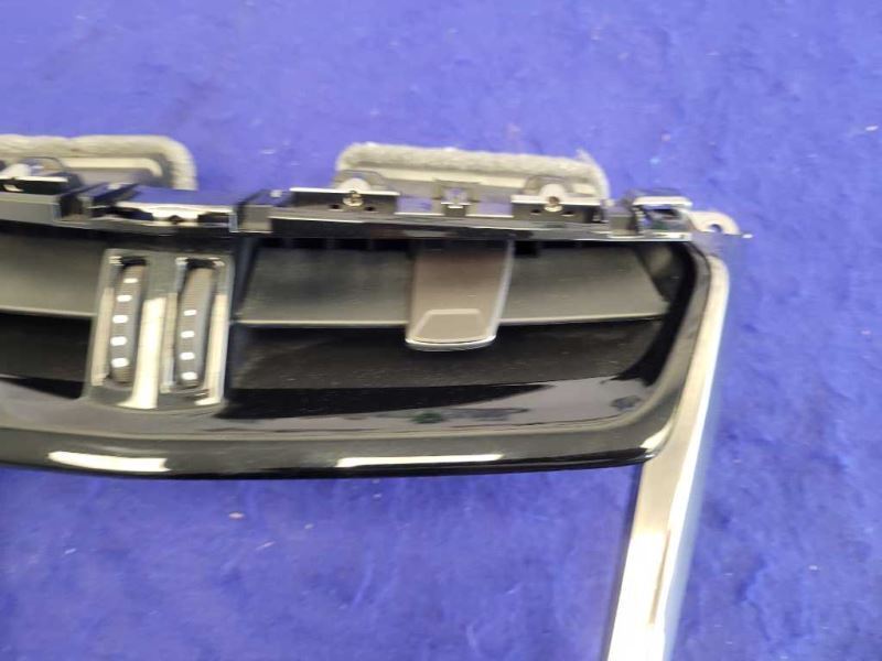 2016-2019 Cadillac CTS-V 6.2L LT4 Sedan Bezel Radio Vent Trim Controls 2315 - The Parts Farm