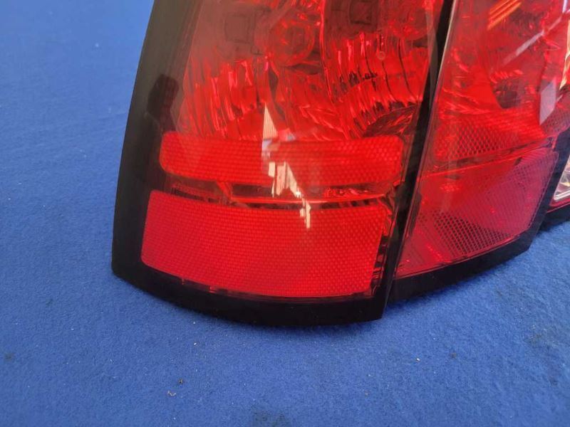 1999-2004 Ford Mustang GT Passenger Rear Taillight Lamp Light Lens 2474 - The Parts Farm