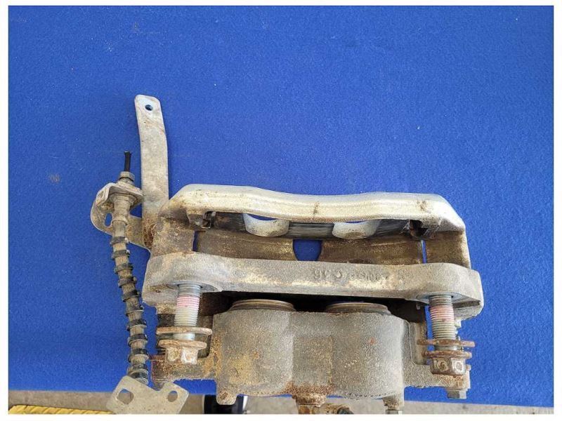 2018-2020 Ford F150 F-150 Pickup Truck Passenger Front Brake Caliper Pad 2552 - The Parts Farm