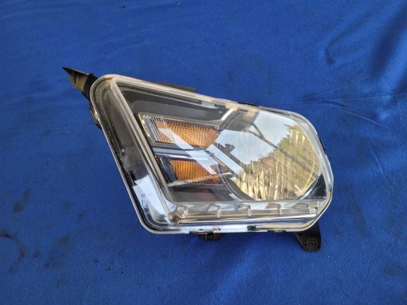 2010-2012 Ford Mustang GT 4.6L Driver Left Front Headlight Lamp Lens 2477 - The Parts Farm