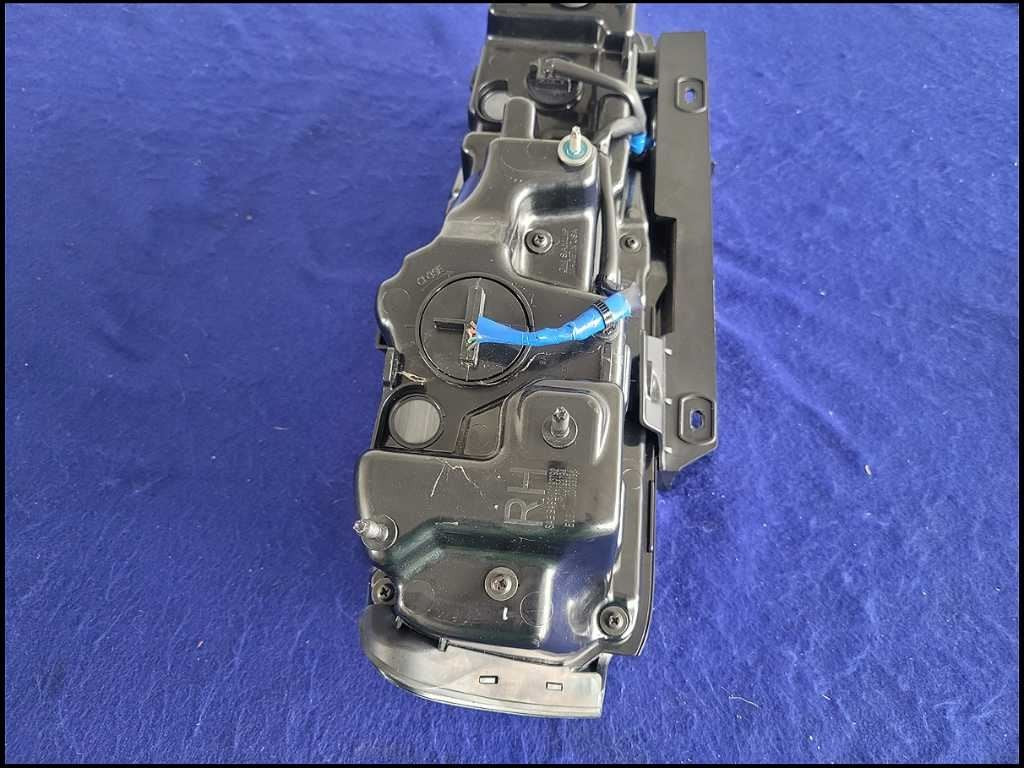 47643854