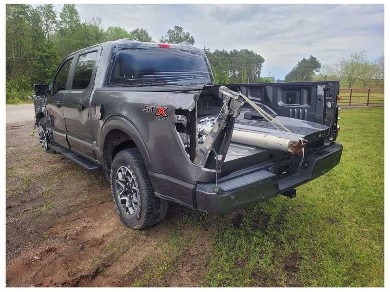 2021-2023 Ford F150 4x4 Pickup Truck Passenger Rear Cab Molding Paint M7 2547 - The Parts Farm