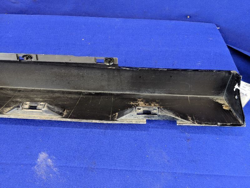 2014 2015 2016 Chevy SS Sedan Caprice Left Side Rocker Panel Moulding OEM LH - The Parts Farm